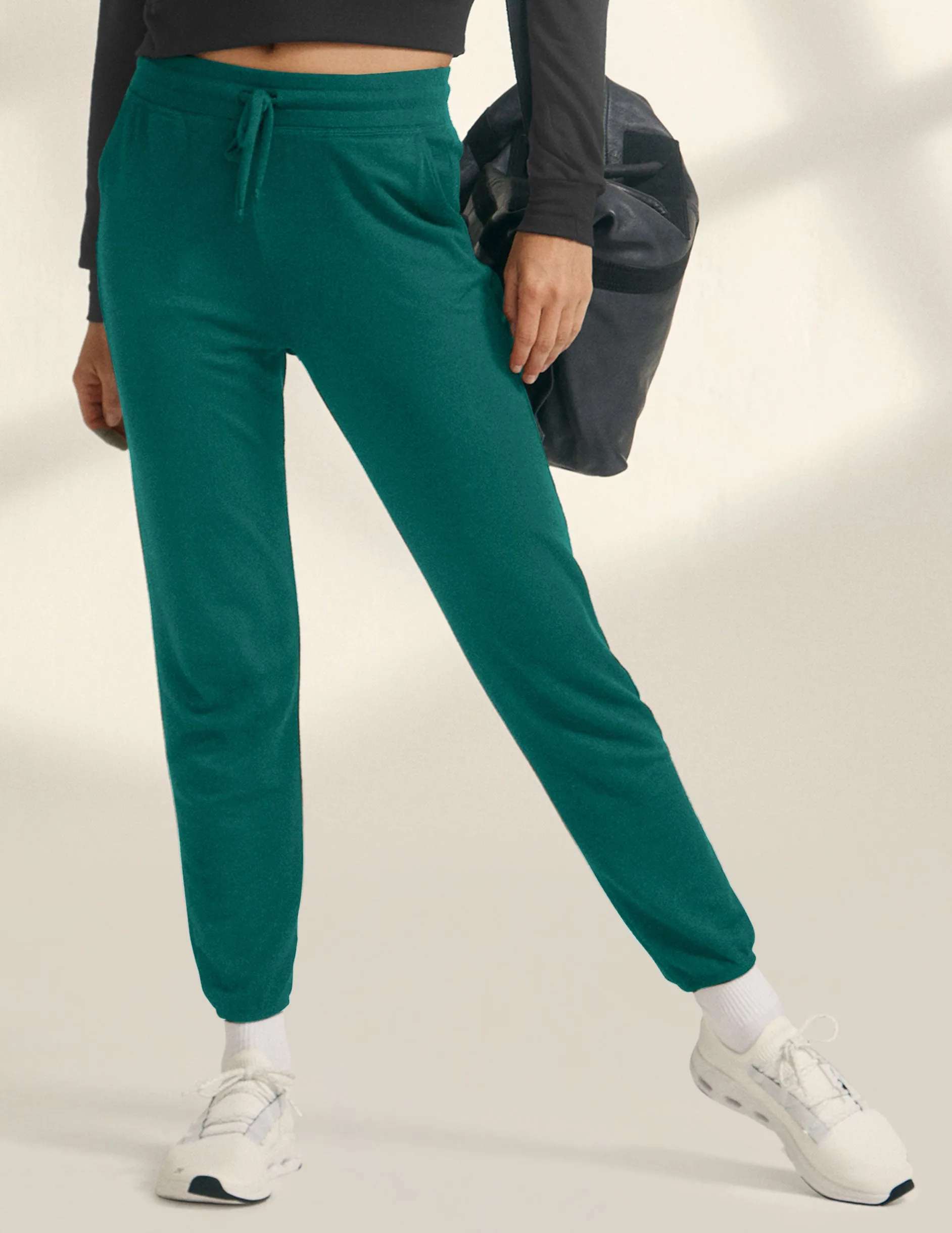 Weekender Pant sold by Beyond Yoga product image thumbnail 2