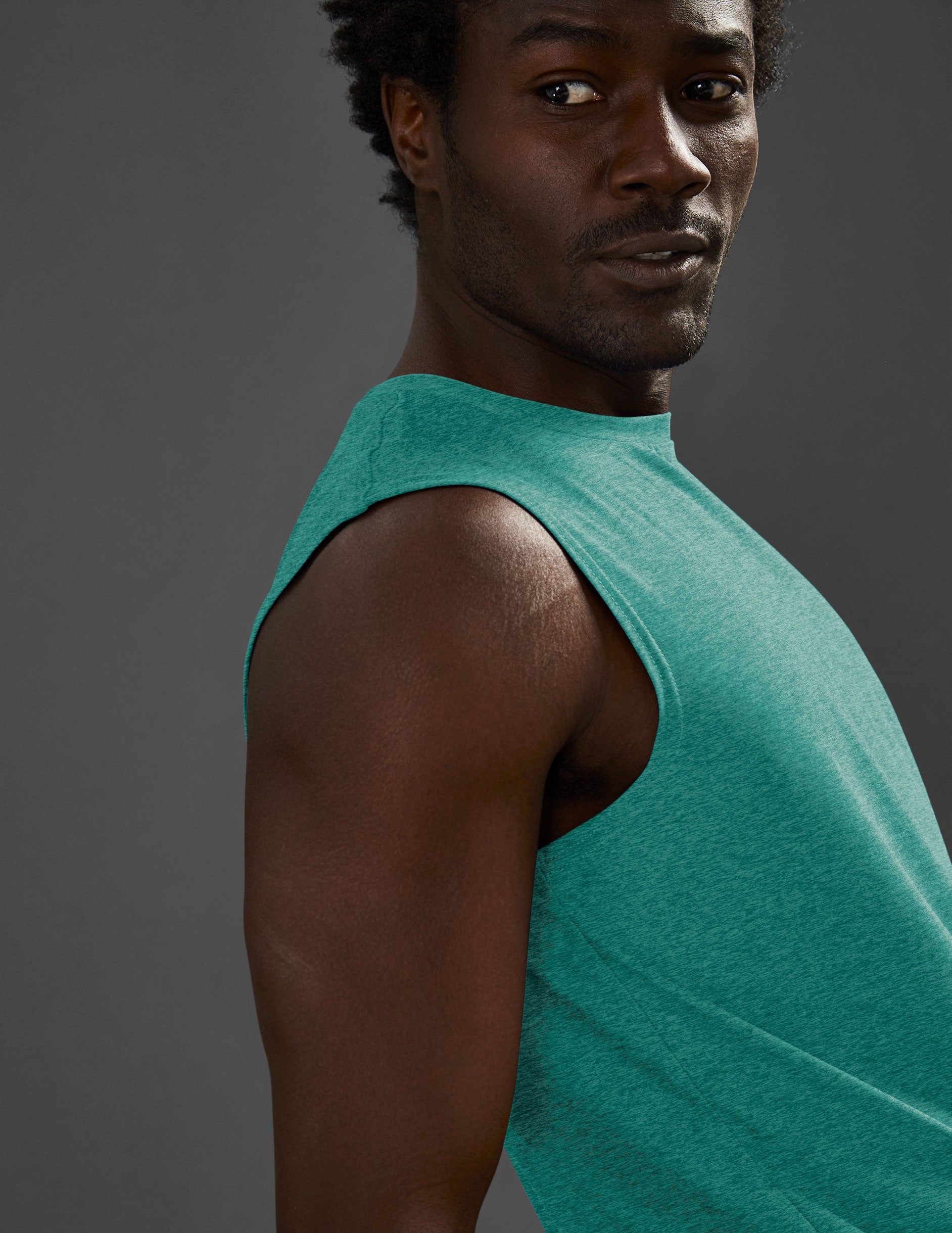 Featherweight Freeflo Men's Muscle Tank sold by Beyond Yoga product image thumbnail 3
