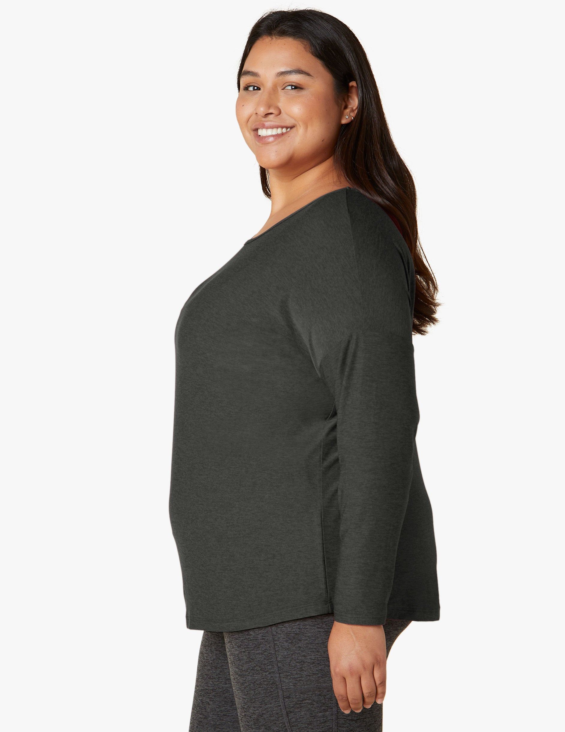 Weekend Traveler Pullover sold by Beyond Yoga product image thumbnail 3