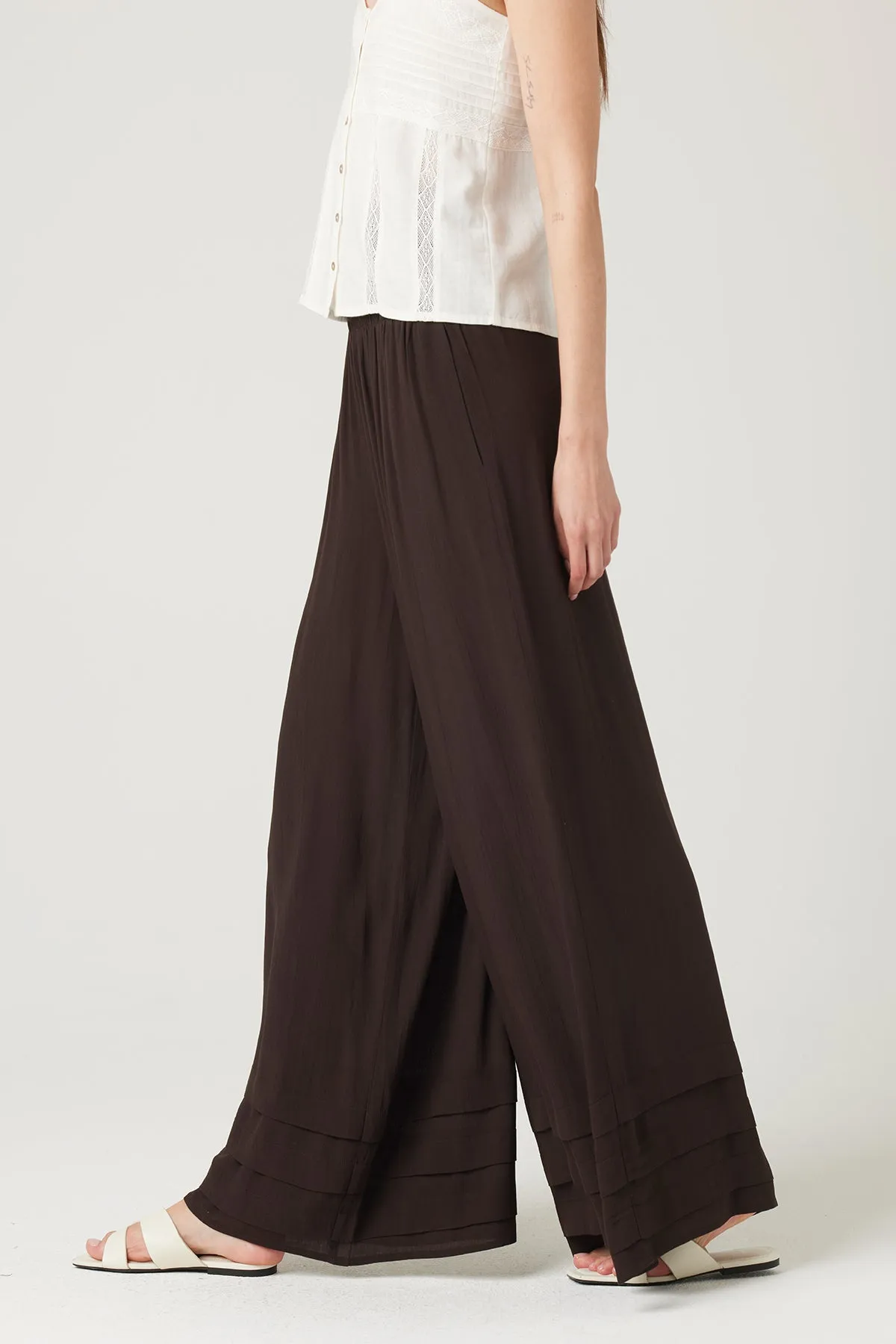 Serrano Pant sold by Bila product image thumbnail 3