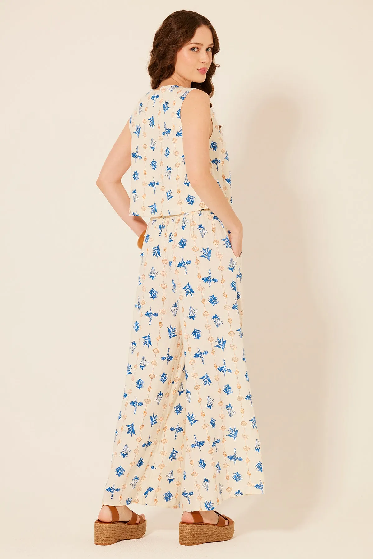 Cyrene Vest sold by Bila product image thumbnail 3