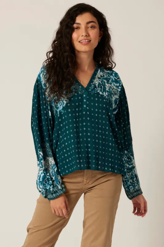 Naomi Top sold by Bila