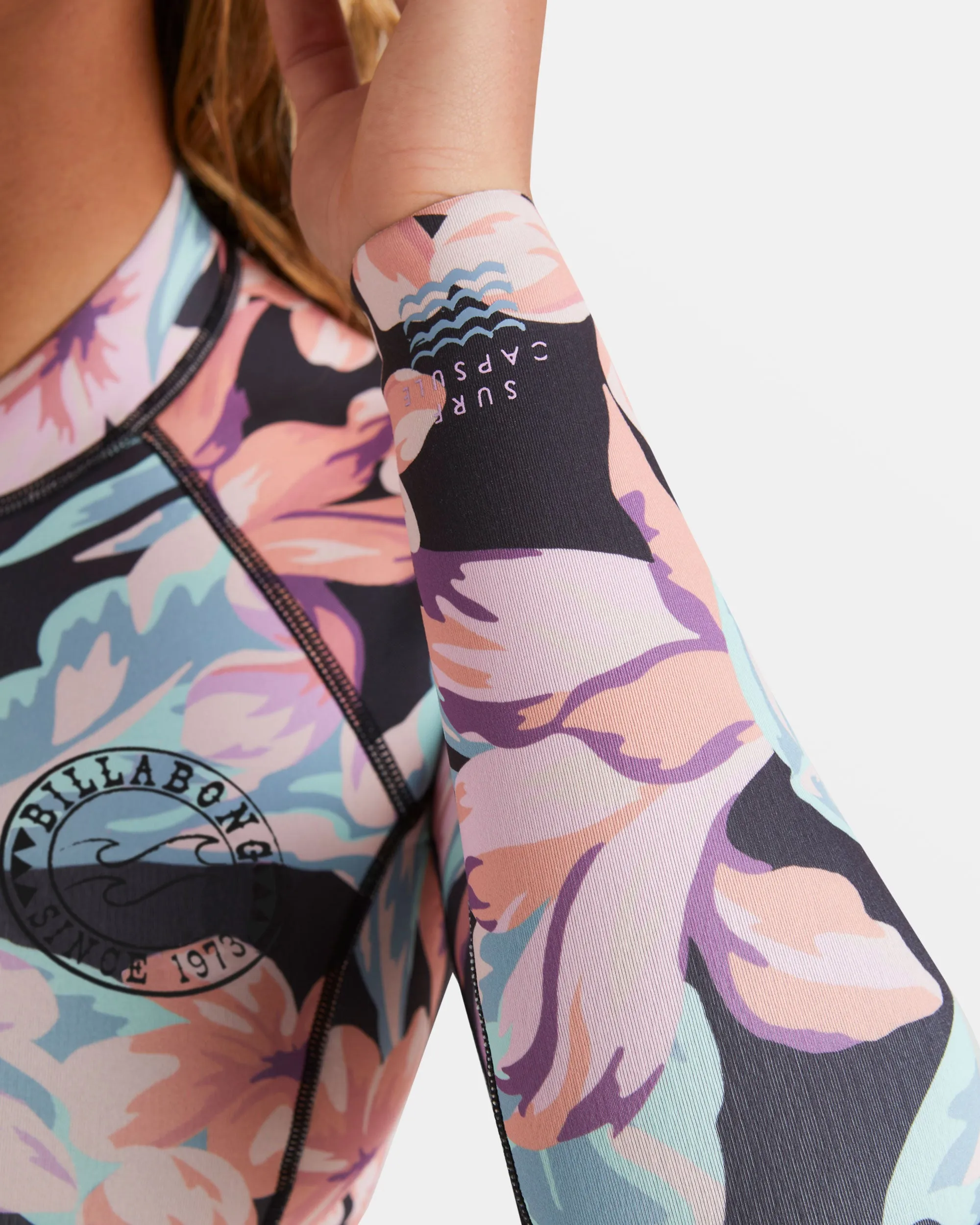 1/1mm Peeky Natural Upcycler Front Zip Wetsuit Jacket - Nights In Paradise sold by Billabong product image thumbnail 5