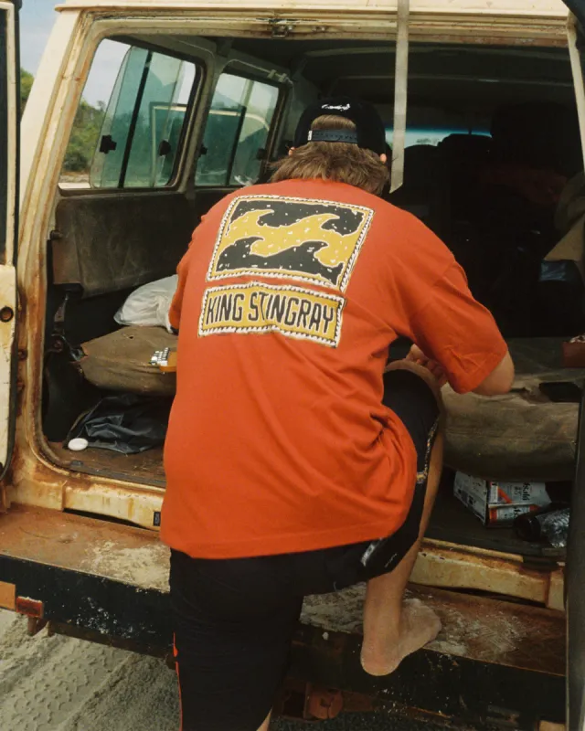 King Stringray Box Wave T-Shirt - Clay sold by Billabong