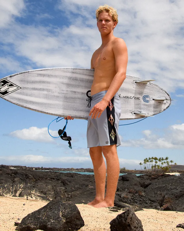 D Bah Airlite 19" Boardshorts - Washed Blue sold by Billabong