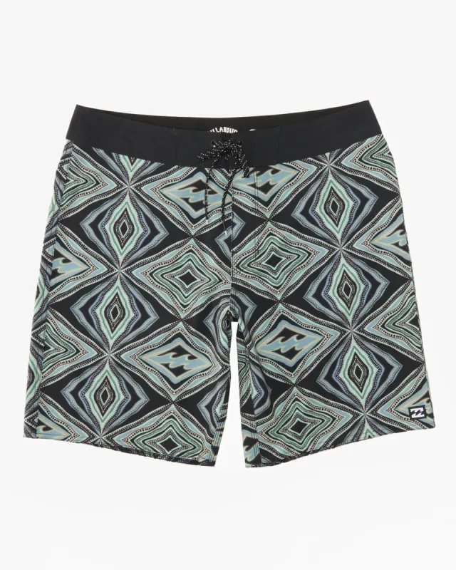 Sundays Pro Performance 19" Boardshorts - Ink sold by Billabong