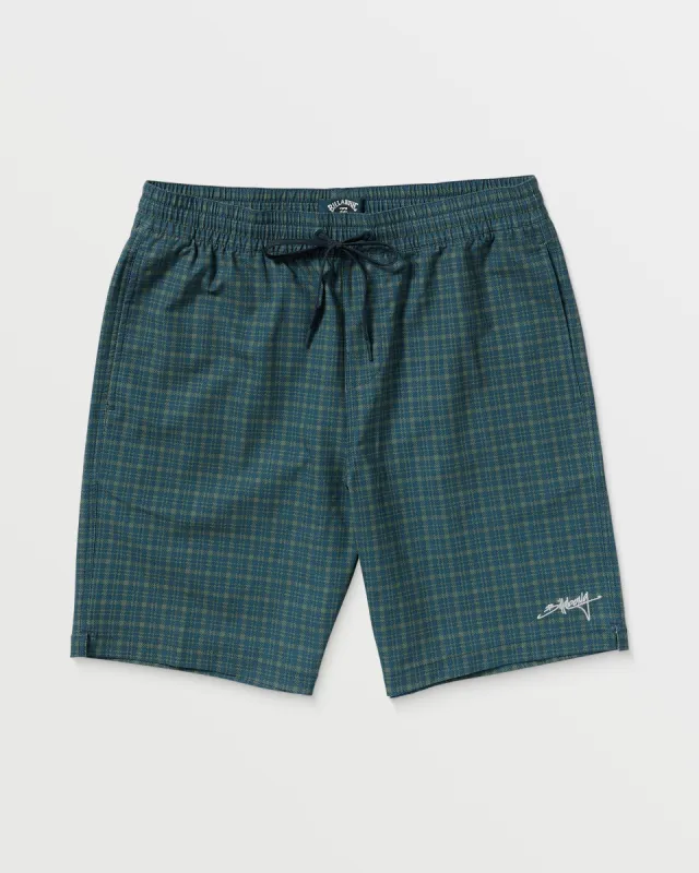 Slider Layback 19" Trunks - Navy sold by Billabong