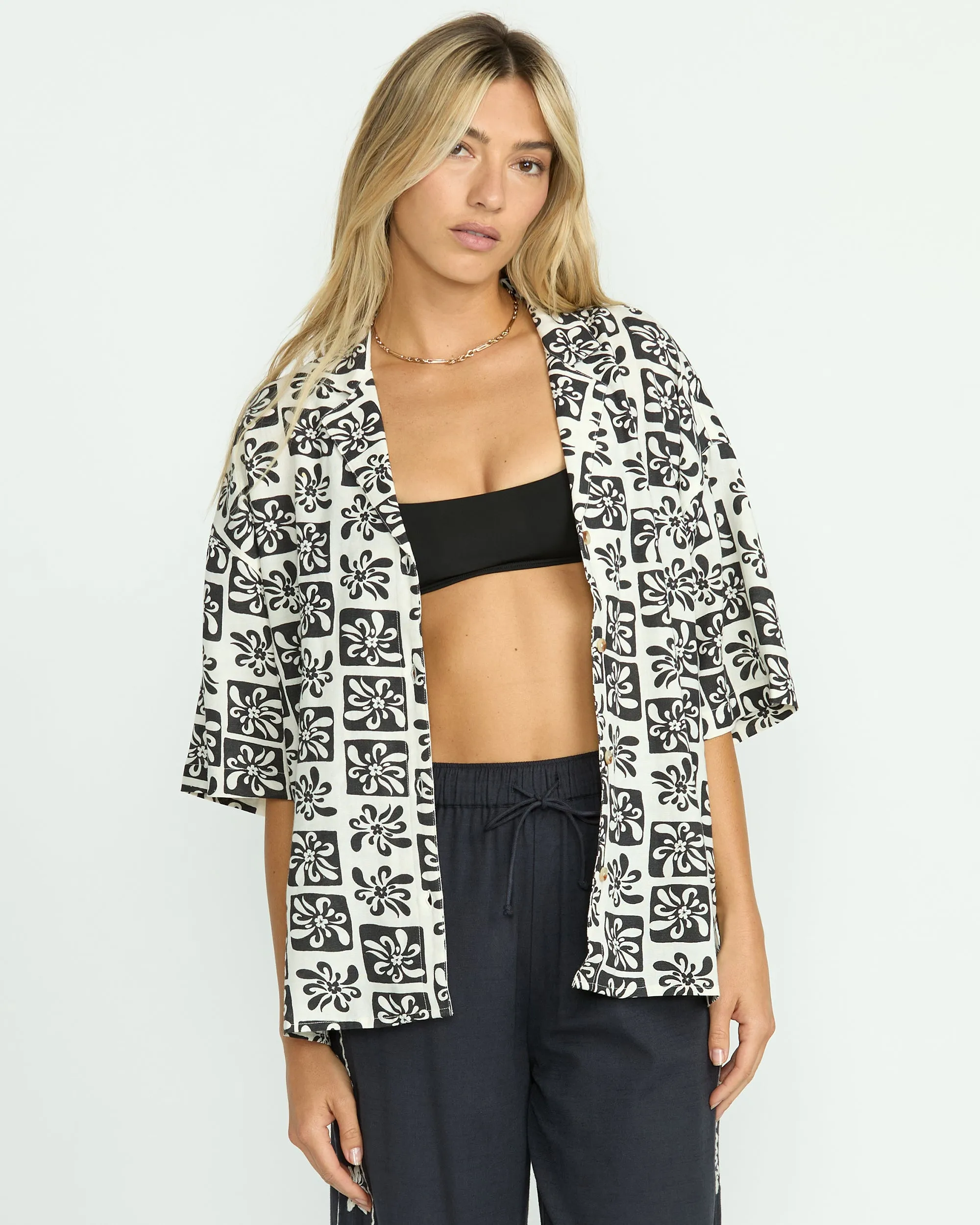 Beach Side Printed Short Sleeve Shirt - Black Sands sold by Billabong