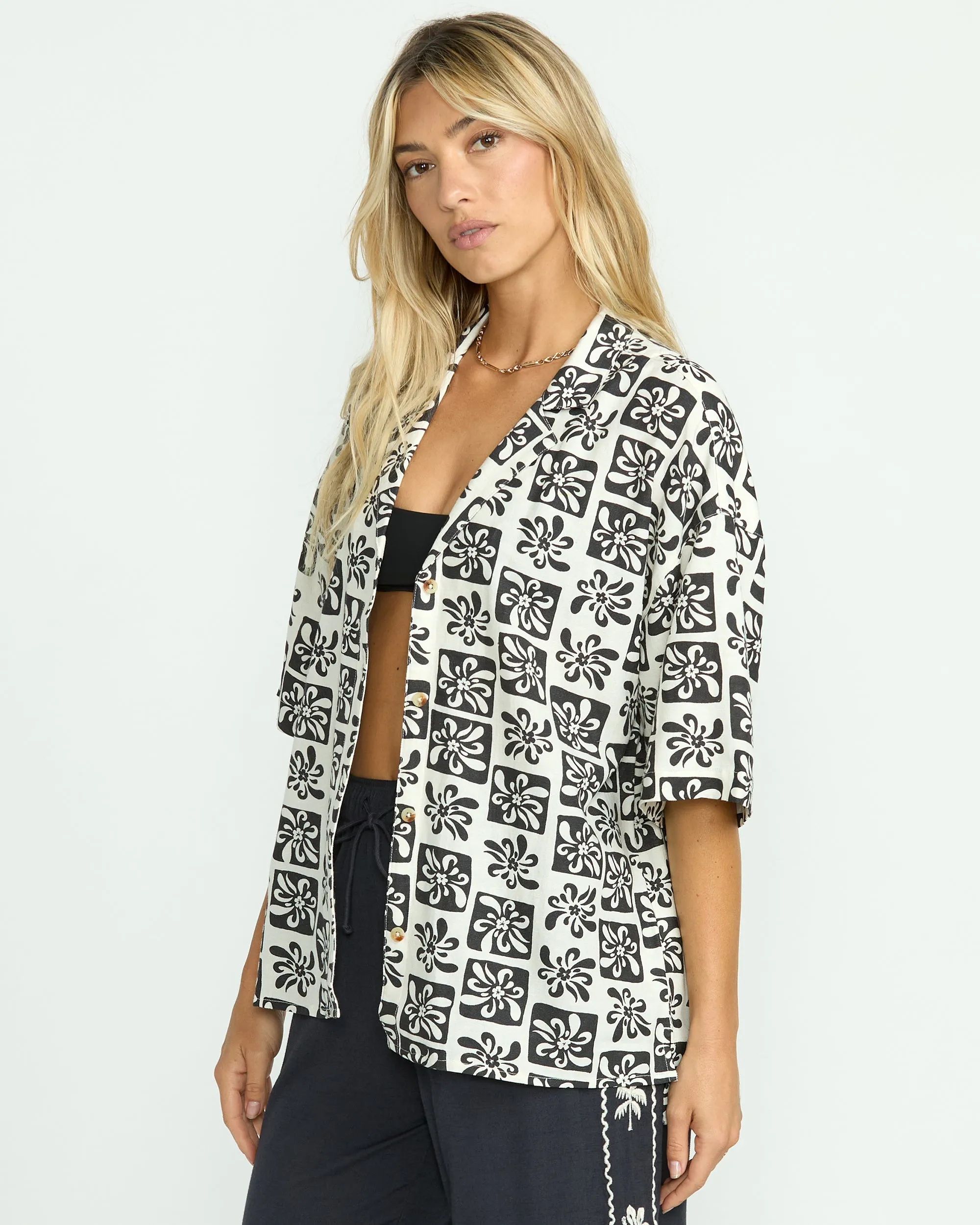 Beach Side Printed Short Sleeve Shirt - Black Sands sold by Billabong product image thumbnail 3