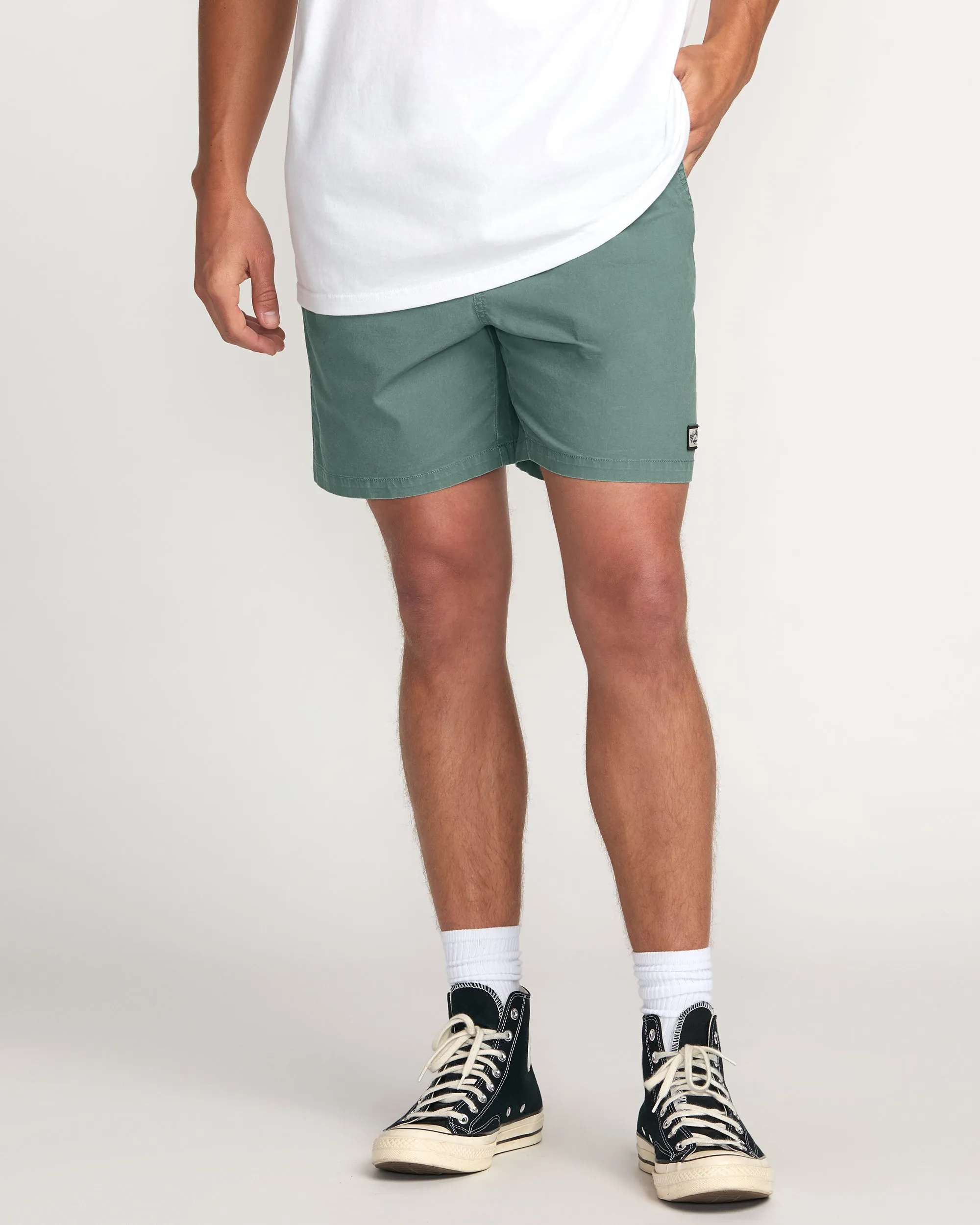 Mario Shorts 17" - Pine sold by Billabong