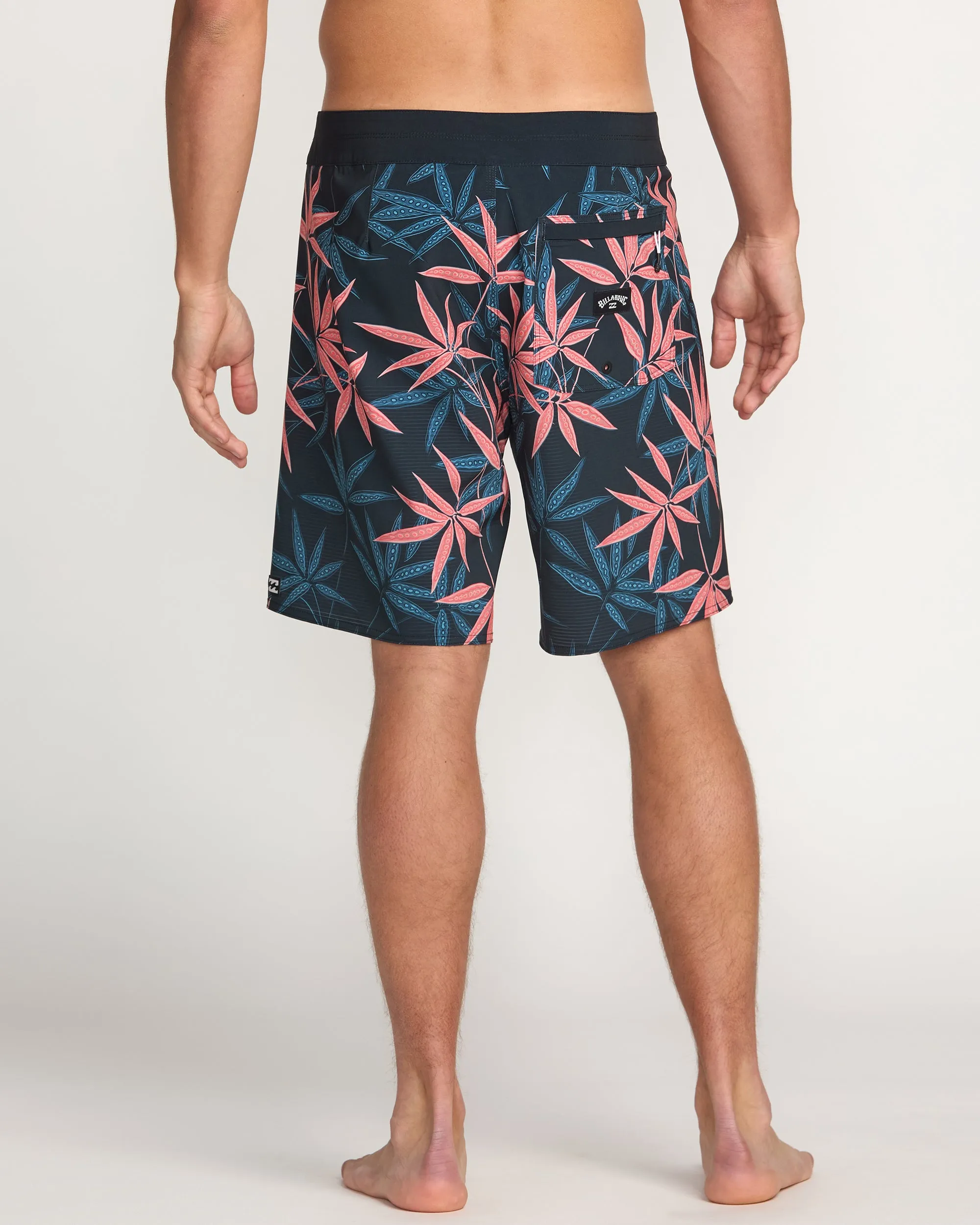 Sundays Airlite 19" Boardshorts - Deep Blue sold by Billabong product image thumbnail 2