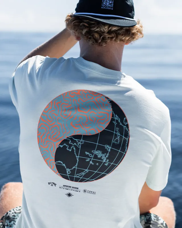 Coral Gardeners Yin Yang T-Shirt - Clear Sky made by Billabong