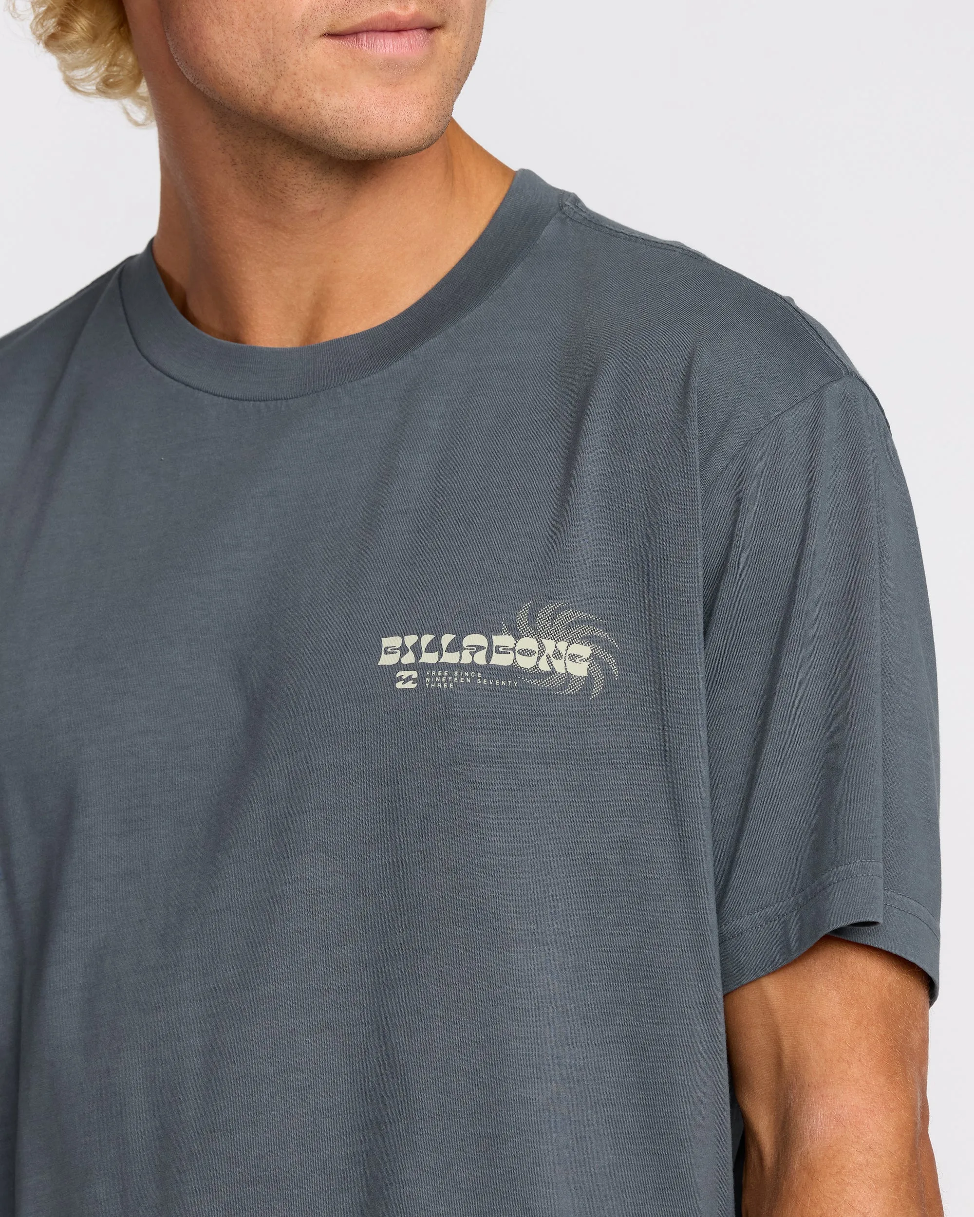 Single Fin Premium Wave Wash Short Sleeve T-Shirt - Midnight Blue sold by Billabong product image thumbnail 5