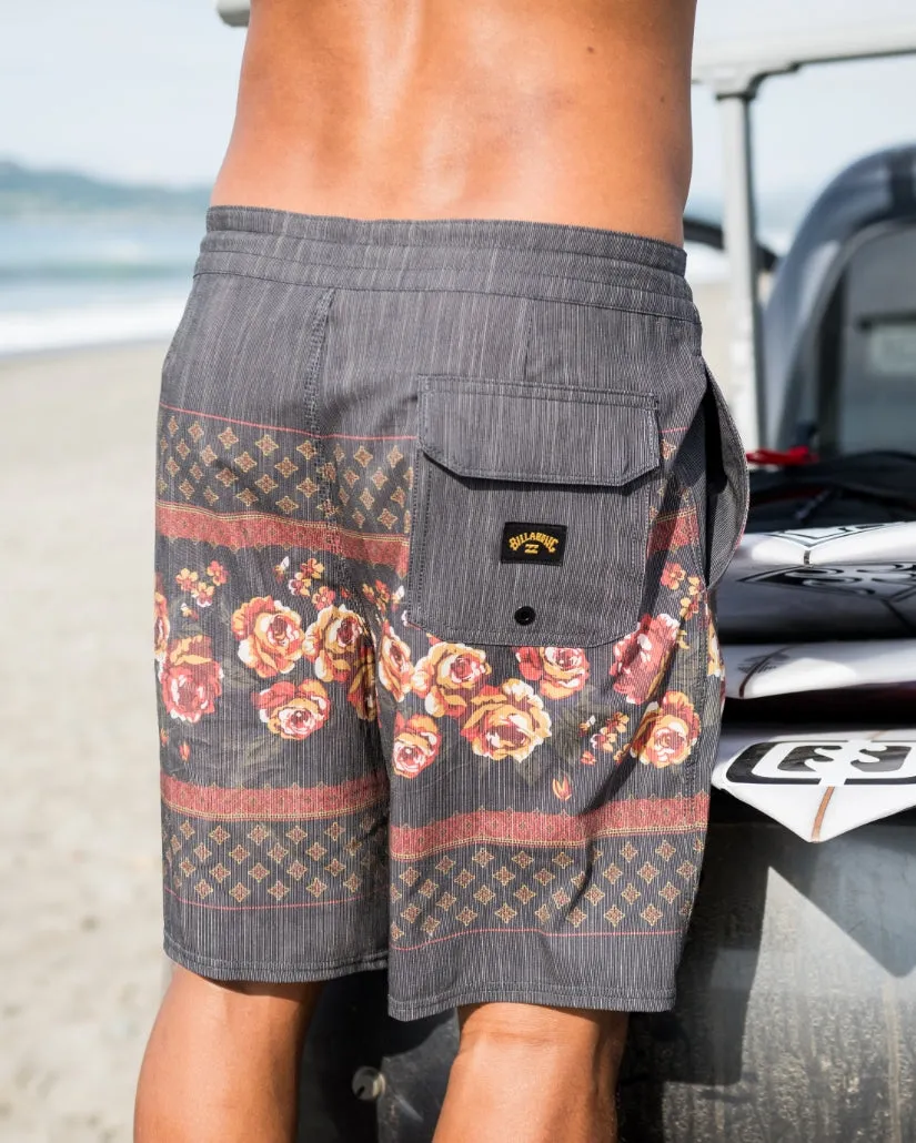 Sundays Lo Tide 19" Boardshorts - Phantom sold by Billabong product image thumbnail 2