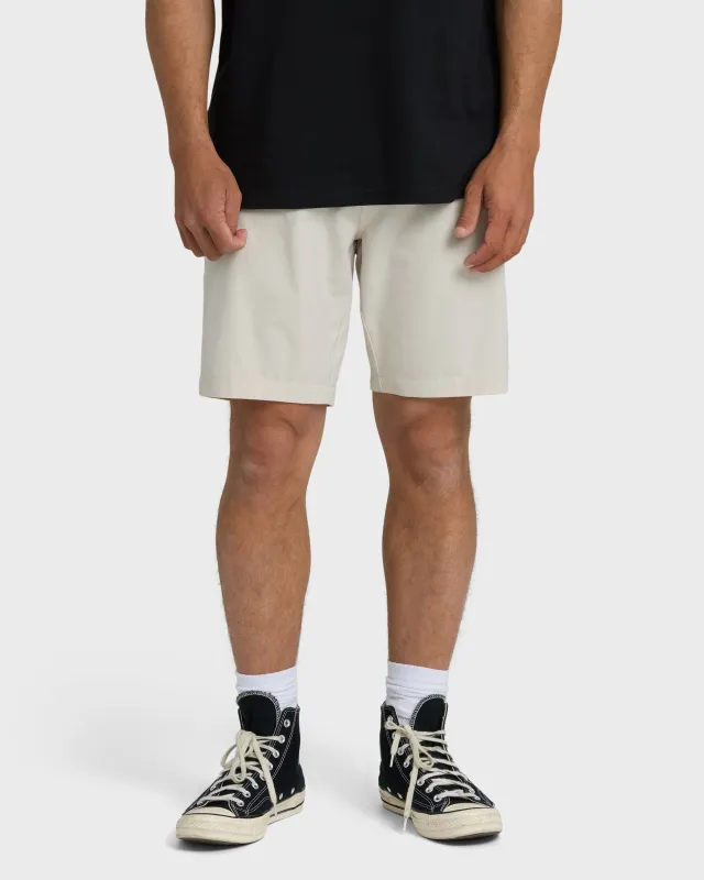 Primary Submersible 18" Hybrid Shorts - Oatmeal made by Billabong