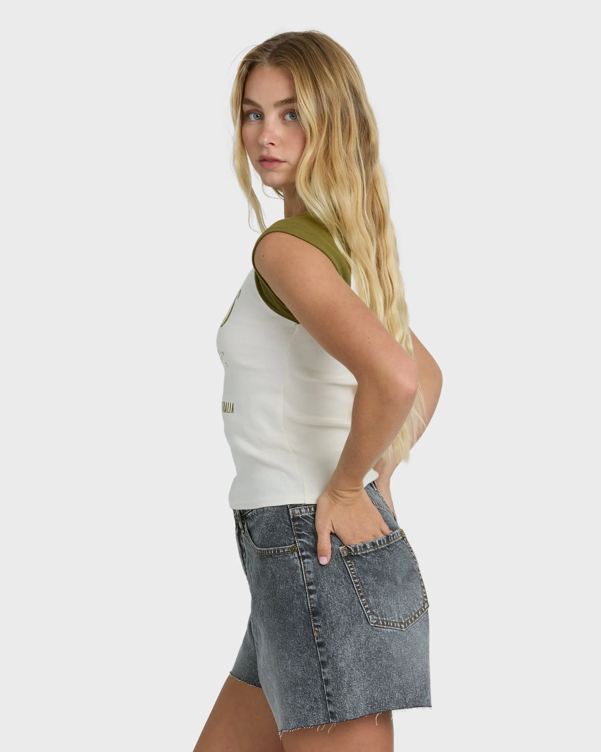 Des Tropic Short Sleeve Raglan Top - Dark Olive sold by Billabong product image thumbnail 4