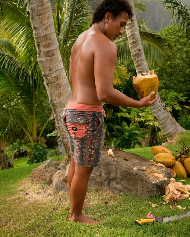 Sundays Lo Tide Boardshorts - Black sold by Billabong