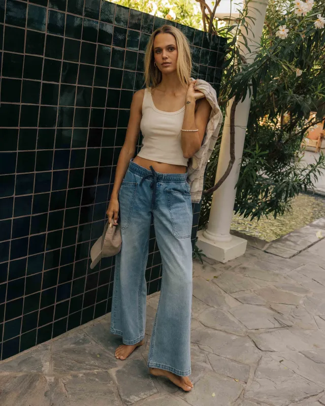 Zonte Elastic Waist Jeans - Shaded Wash made by Billabong