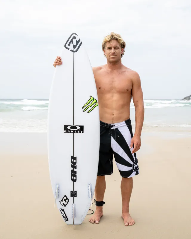A.I. Rising Sun Pro Boardshorts - Black/White made by Billabong