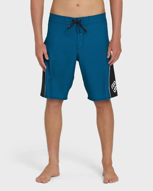 Straddie Pro Boardshorts - Tropical Teal made by Billabong