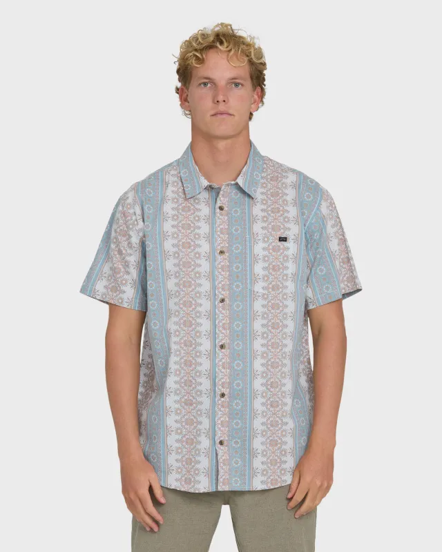 Sundays Short Sleeve Woven Shirt - Blue Fog made by Billabong