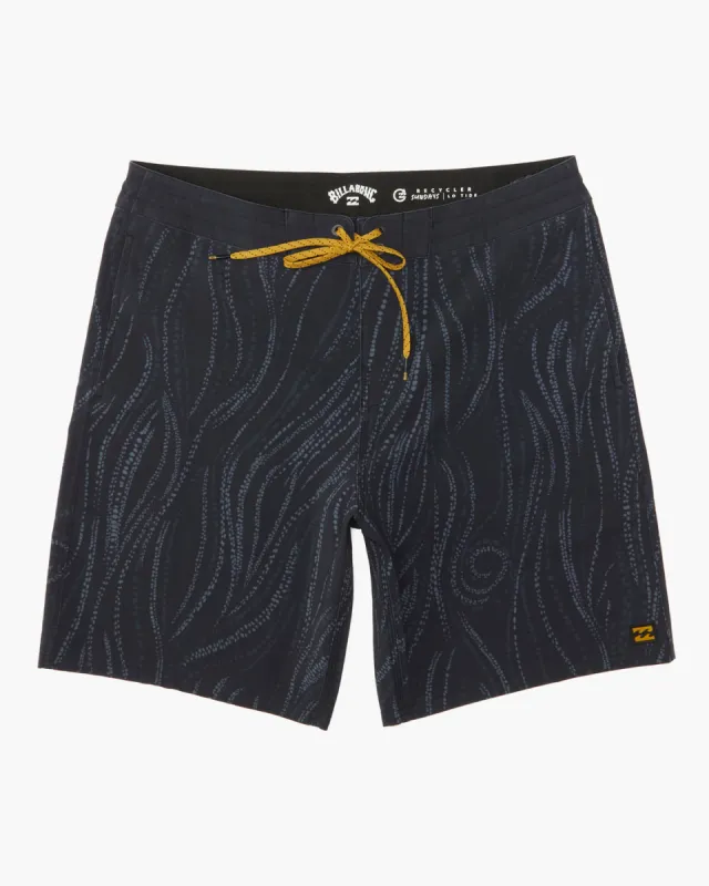 Sundays Lo Tide 19" Boardshorts - Stealth sold by Billabong