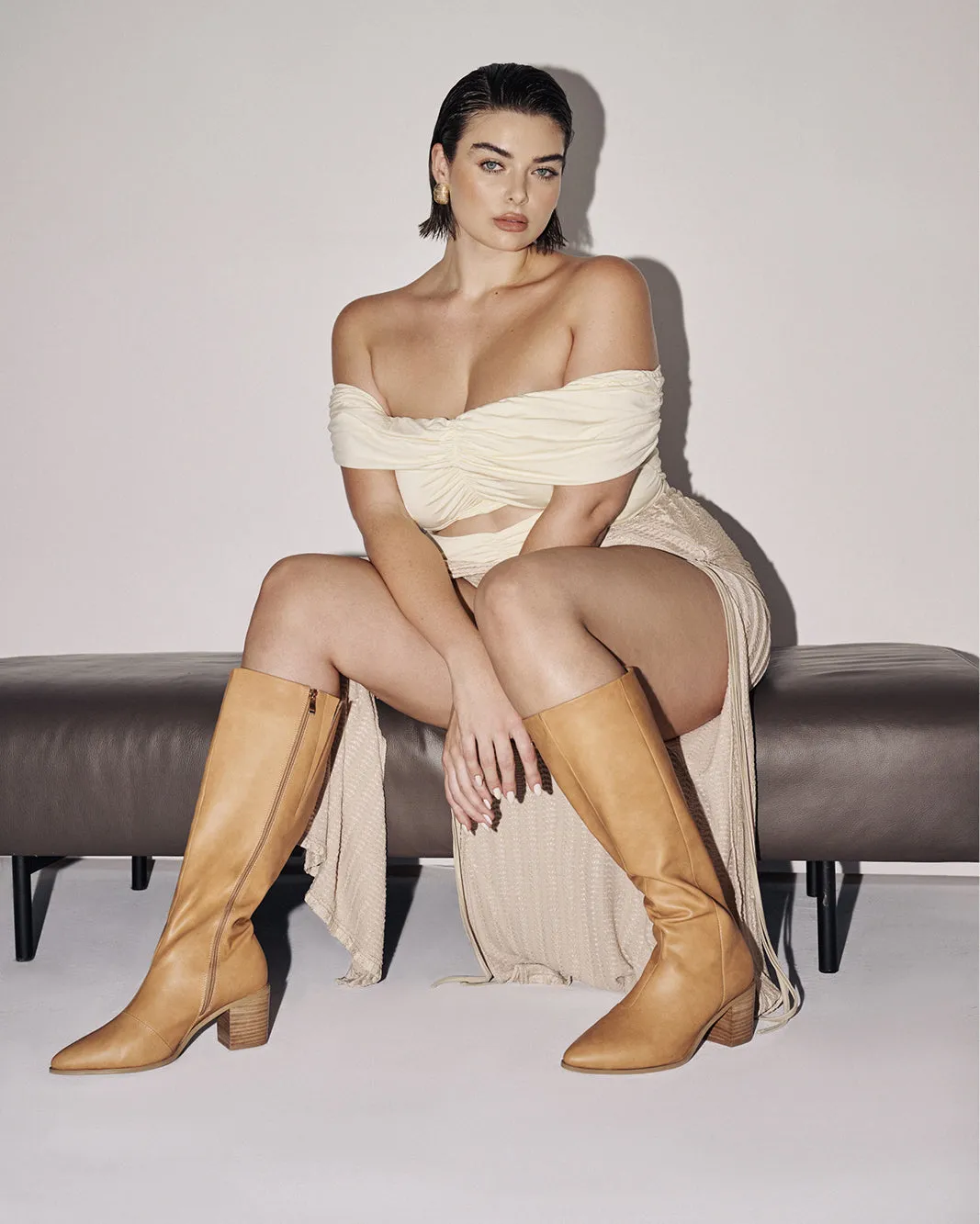 GRANGER CURVE - CAMEL CASUAL sold by Billini product image thumbnail 2