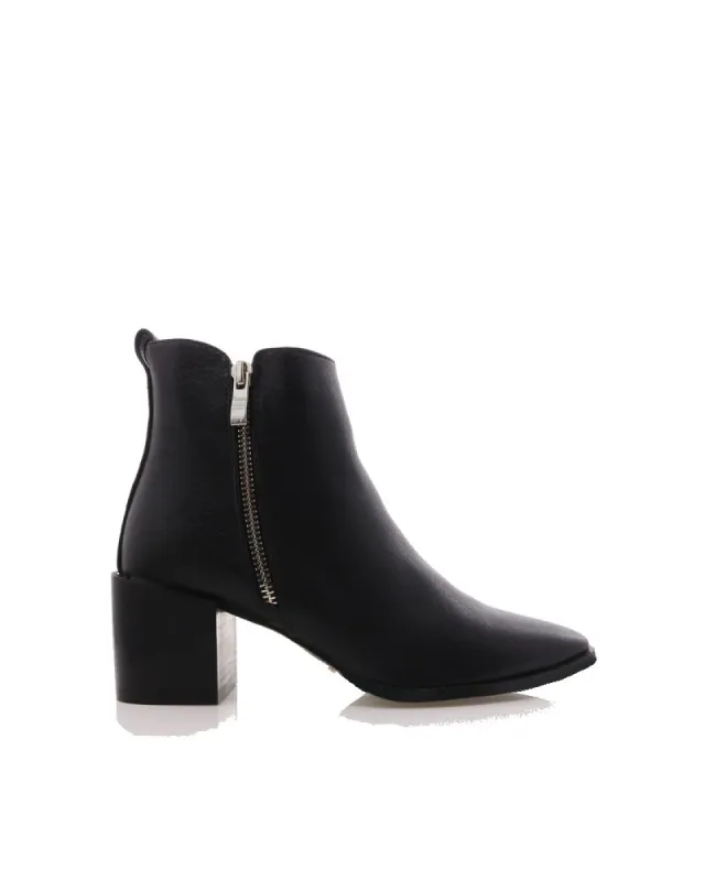 OLIVER - BLACK sold by Billini