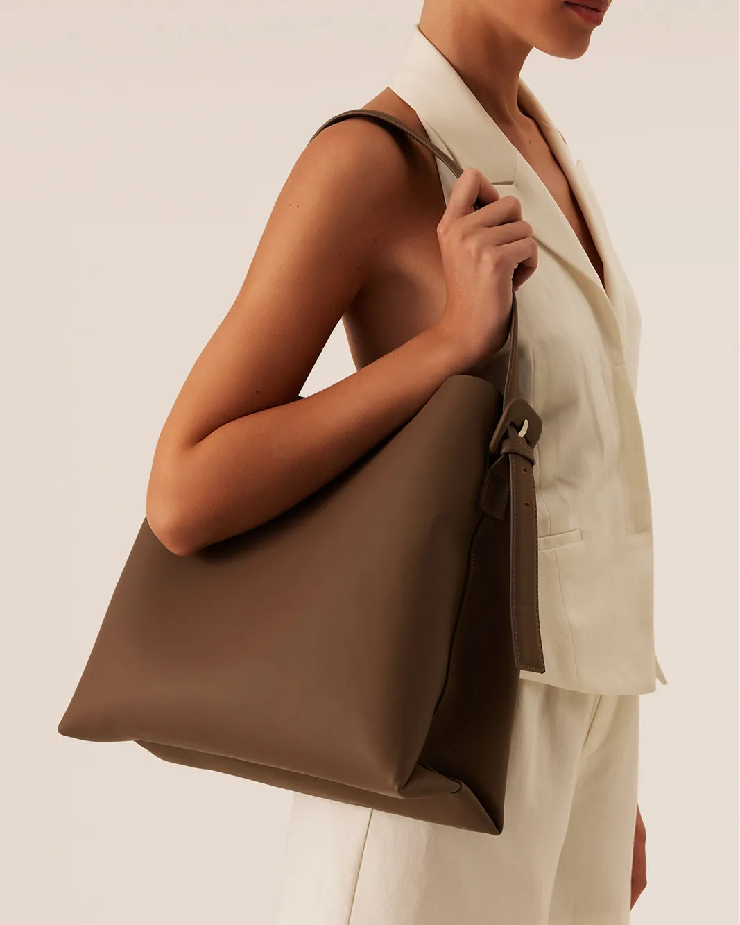 TARA TOTE BAG - MOCHA sold by Billini product image thumbnail 2