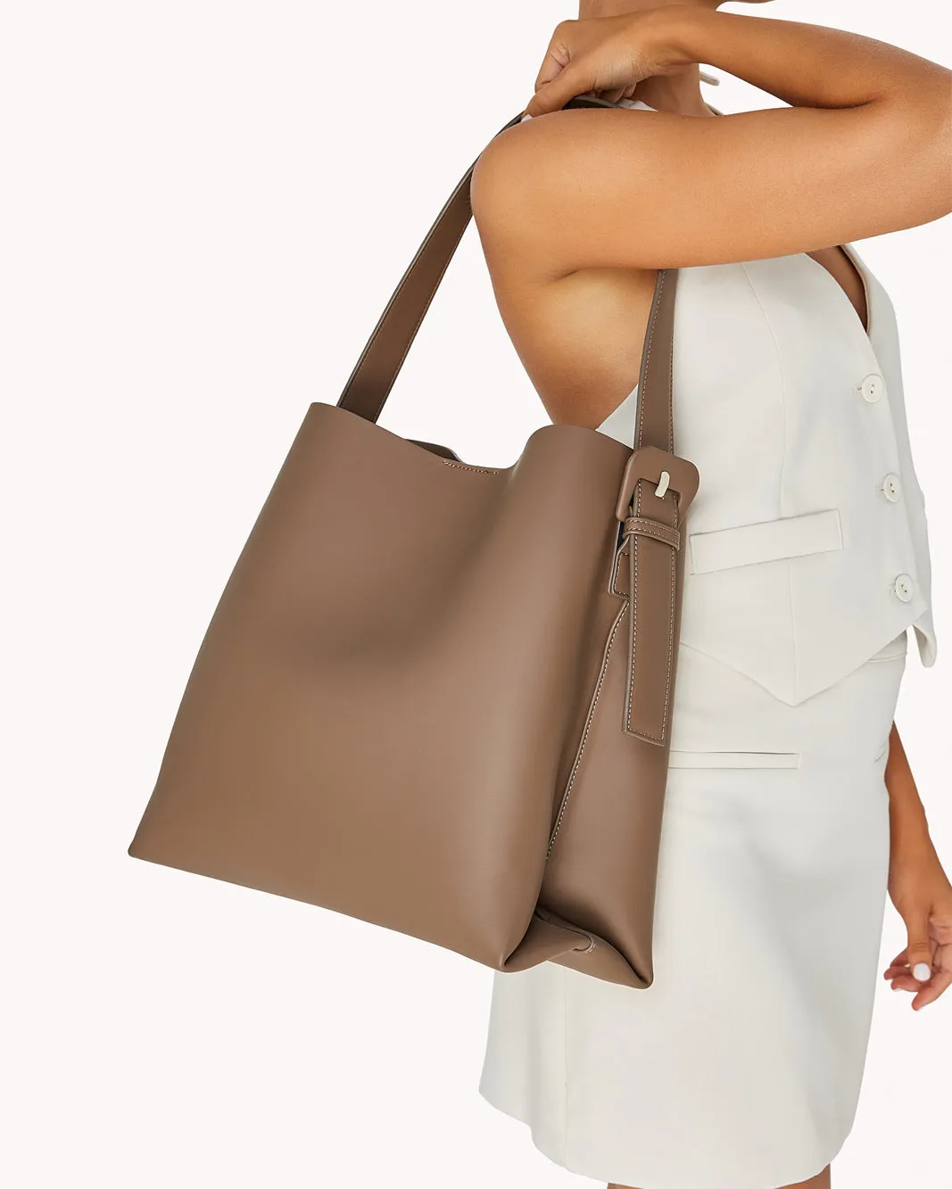 TARA TOTE BAG - MOCHA sold by Billini product image thumbnail 4