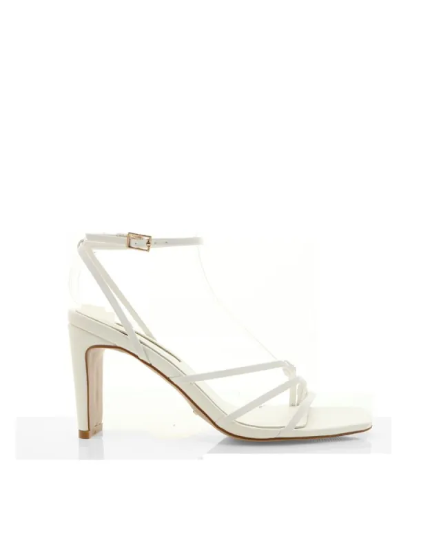 SALITA WIDE FIT - WHITE sold by Billini