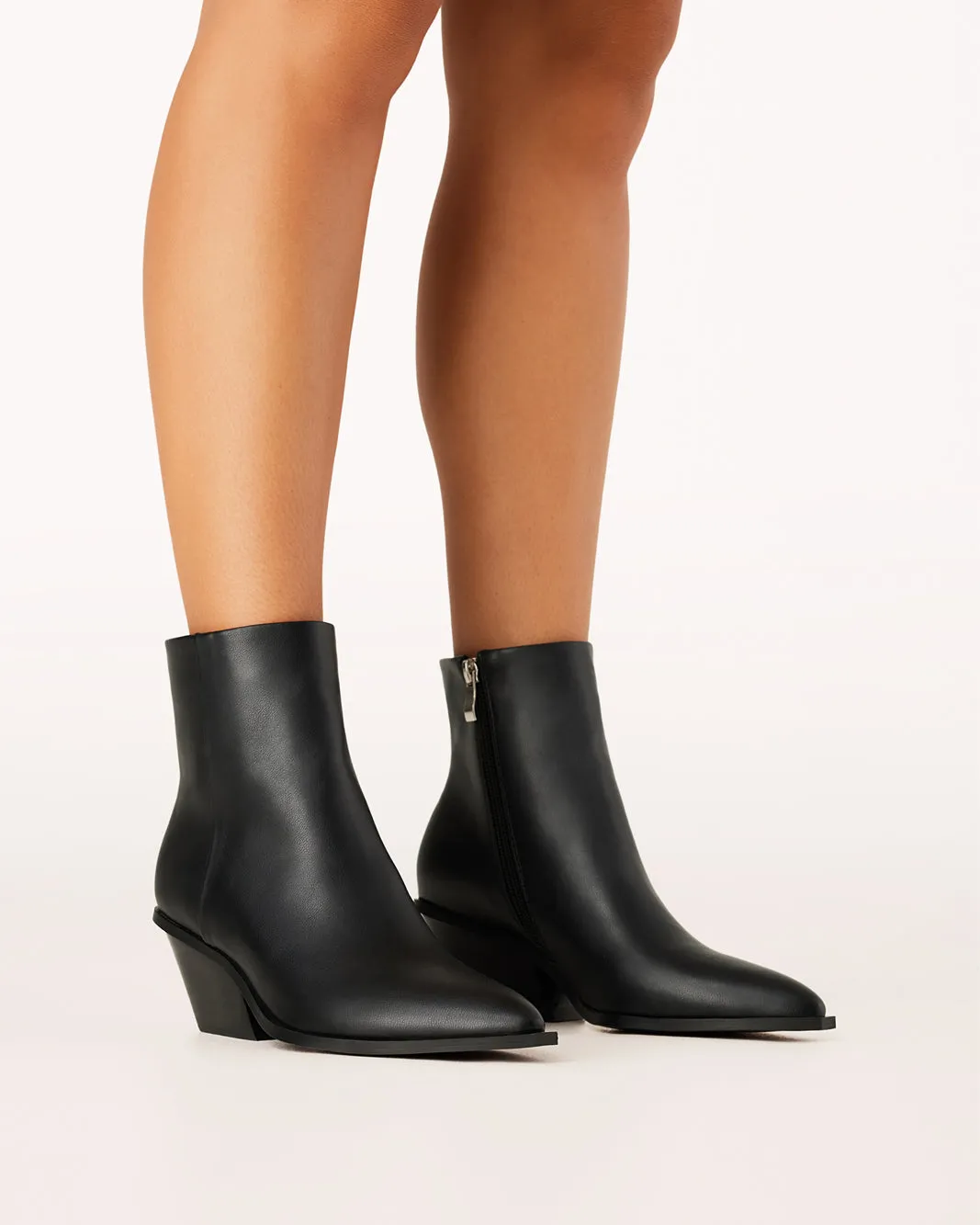 UNISON - BLACK sold by Billini product image thumbnail 2