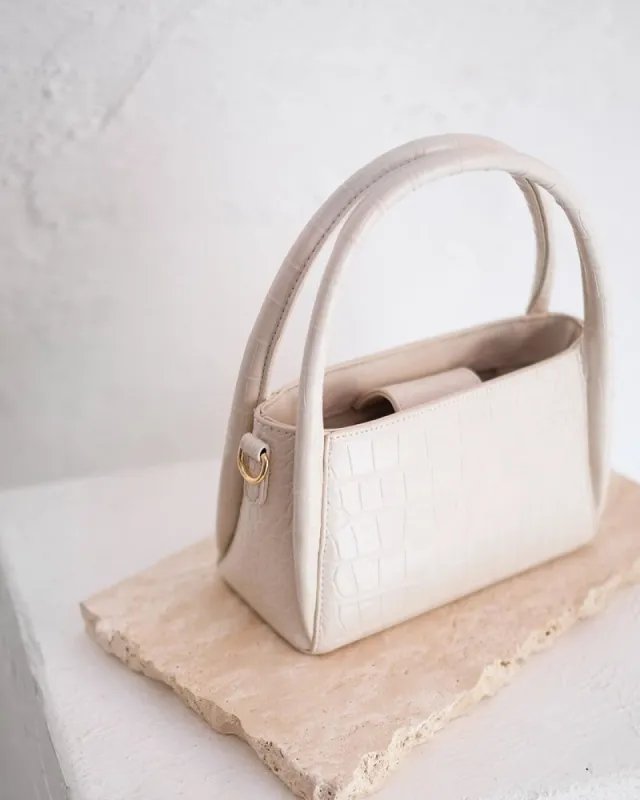 AINSLEY CROSS BODY BAG - BIRCH CROC sold by Billini