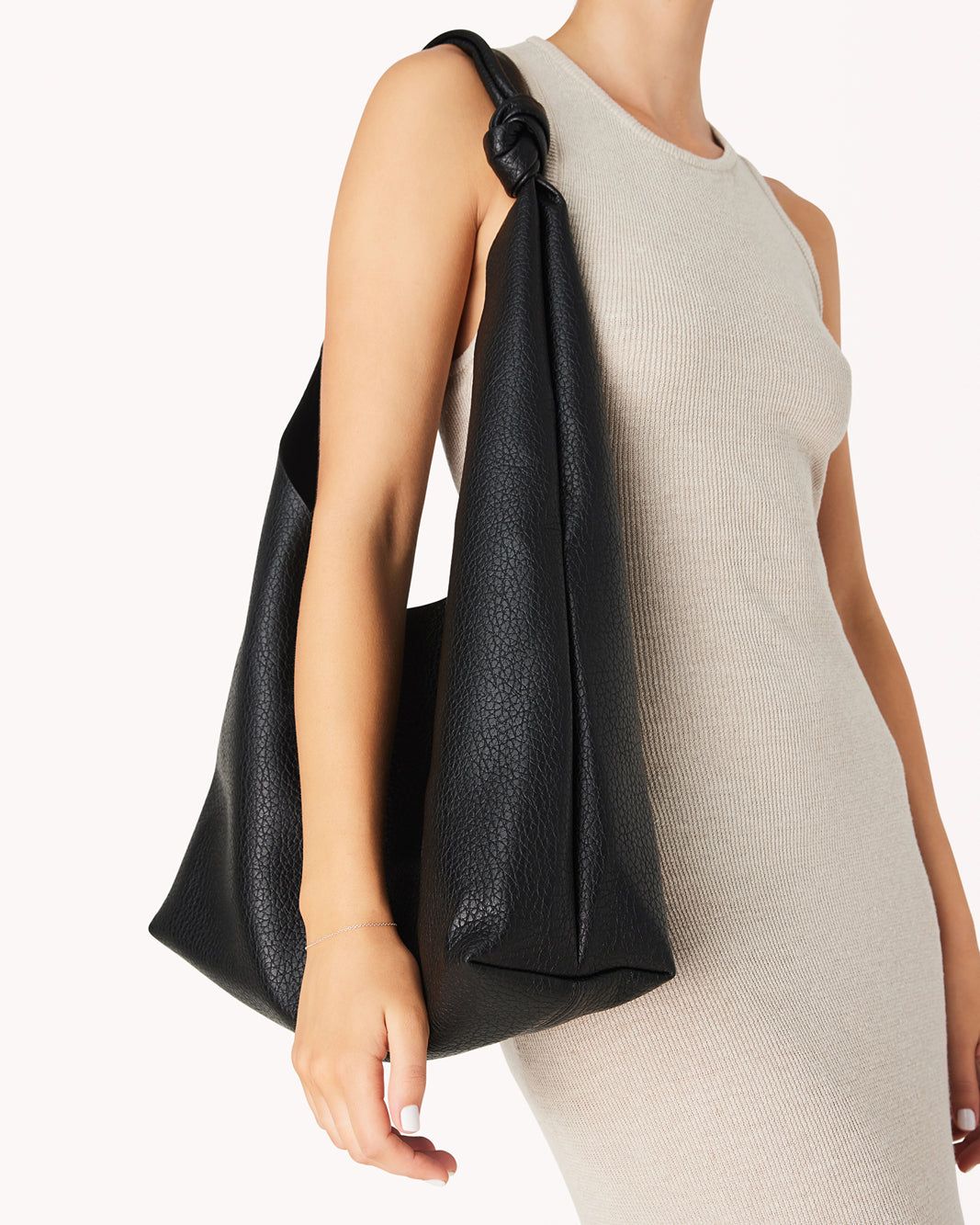 GIULIANA SHOULDER BAG - BLACK sold by Billini product image thumbnail 3