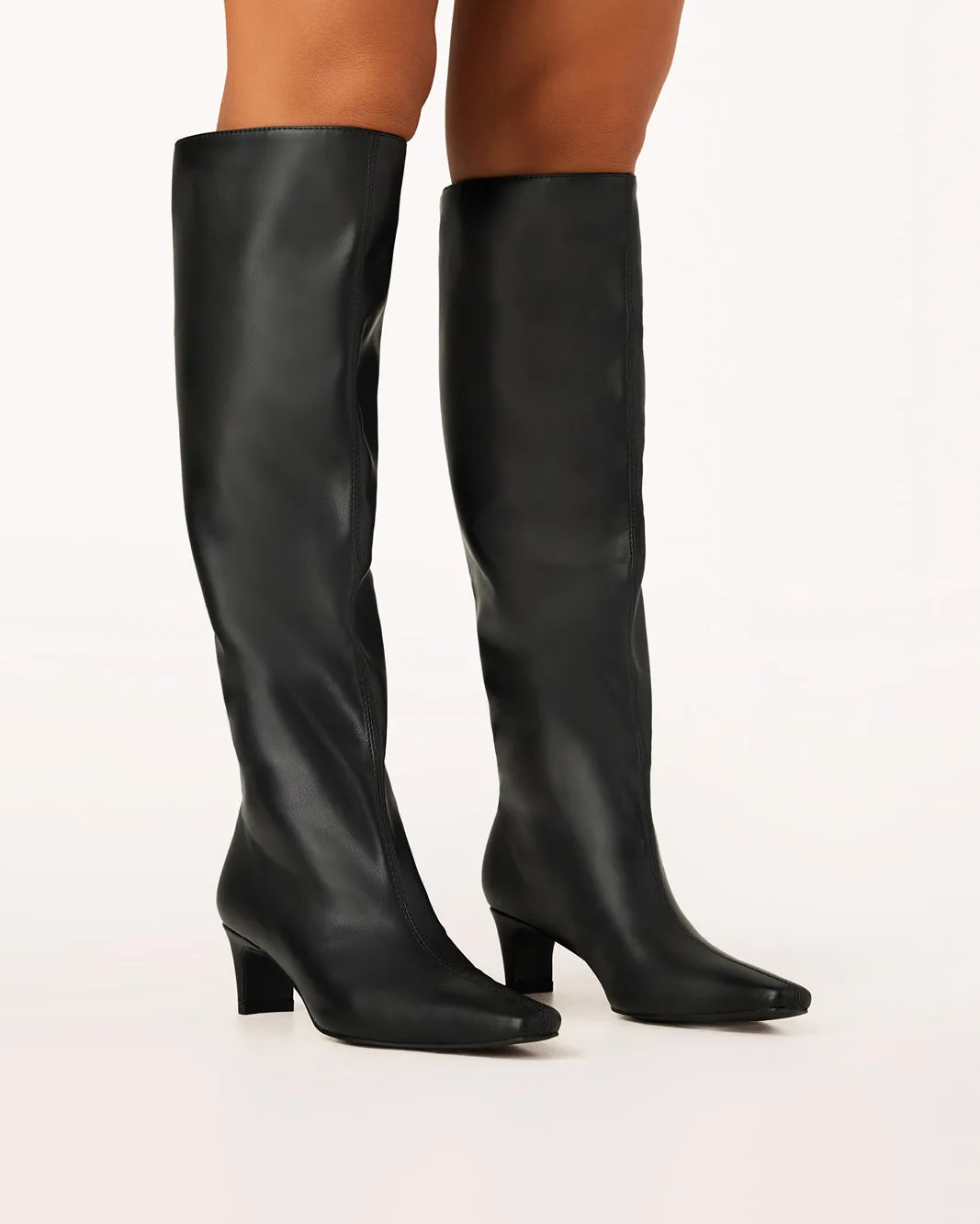 DIVYA - BLACK sold by Billini product image thumbnail 4