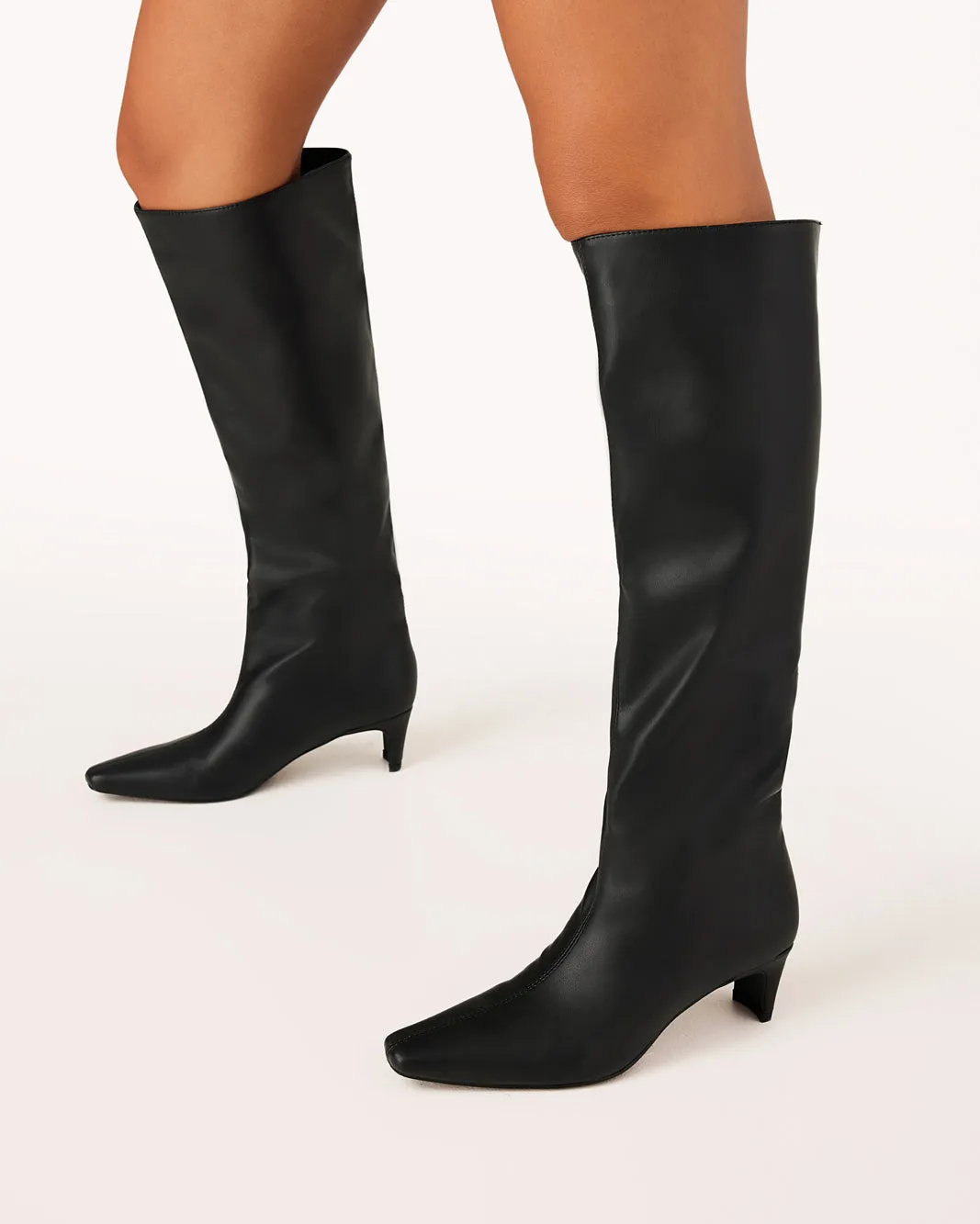 DIVYA - BLACK sold by Billini product image thumbnail 2