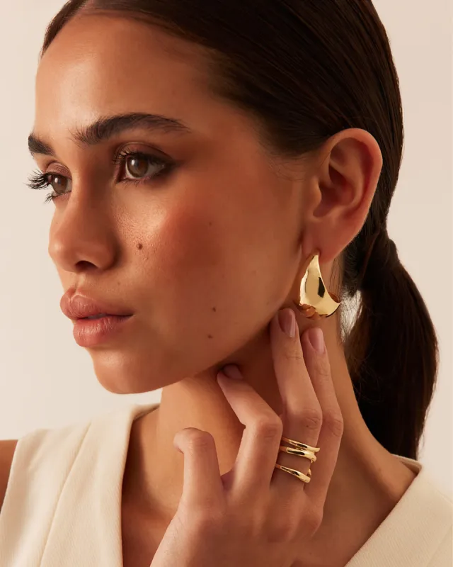 ZAHLIA EARRINGS - GOLD sold by Billini