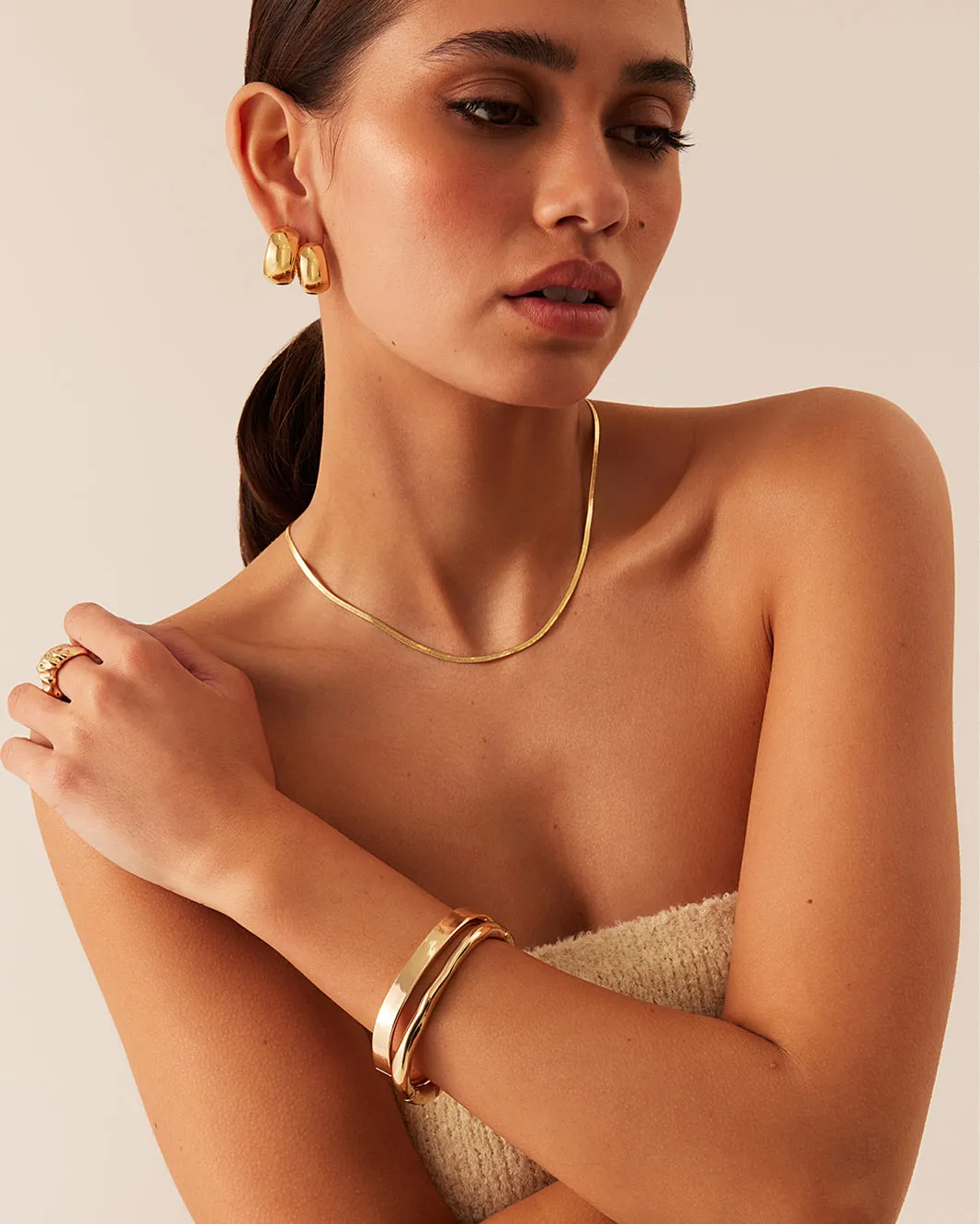 CARTER BANGLE 2 PACK - GOLD sold by Billini product image thumbnail 4