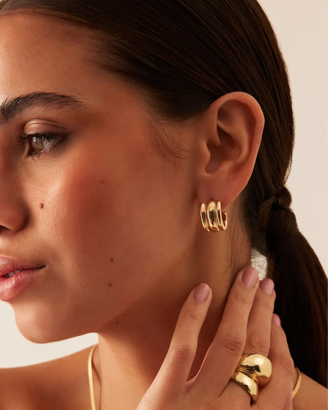 CHLOE EARRING - GOLD sold by Billini