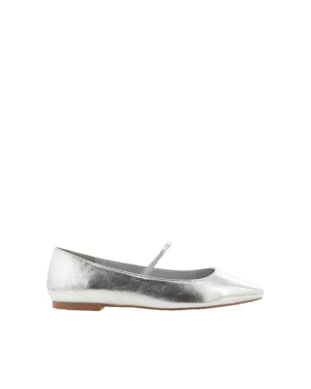 FINNICK - SILVER METALLIC sold by Billini