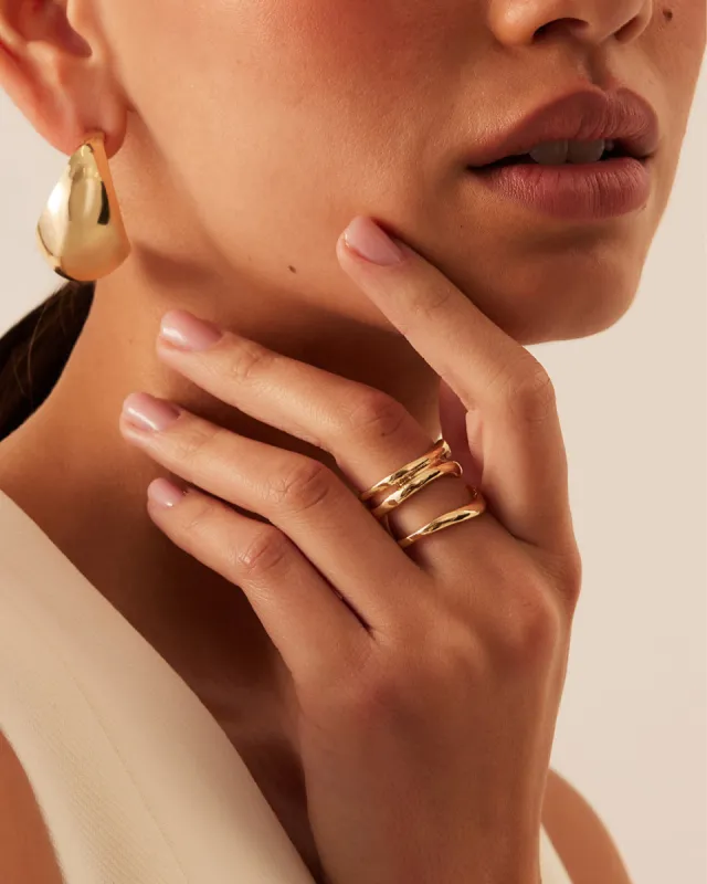 LARISA RING - GOLD sold by Billini