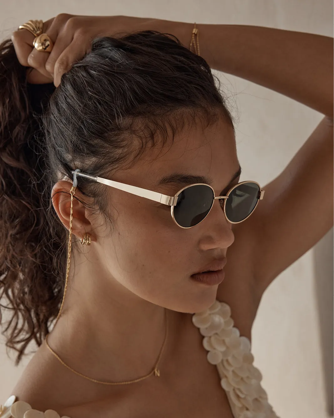 SUNGLASS CHAIN - GOLD sold by Billini product image thumbnail 4