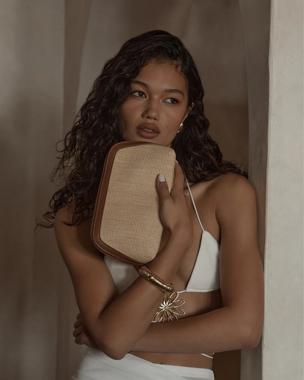 ZIP COSMETIC CASE - NATURAL RAFFIA sold by Billini