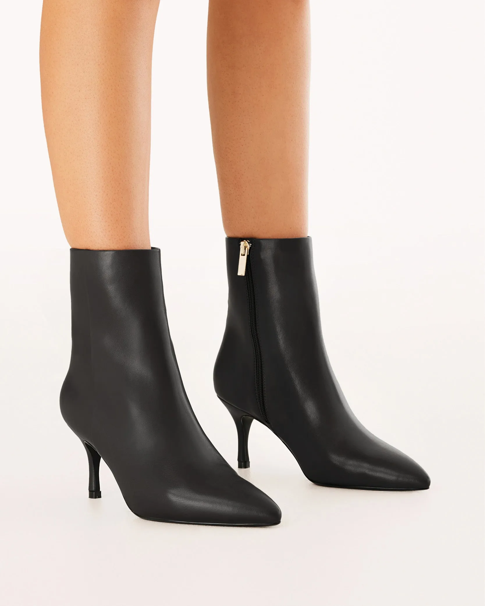 PETUNIA - BLACK sold by Billini product image thumbnail 2