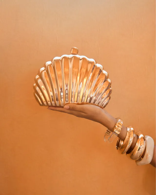 SHELL CLUTCH BAG - GOLD METALLIC sold by Billini