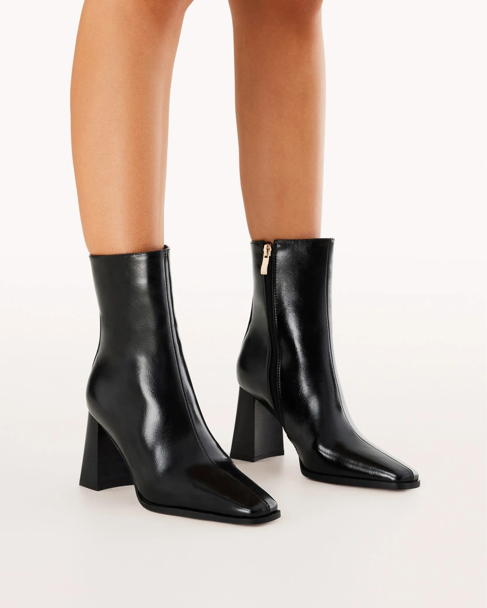 WEZ - BLACK SHINE sold by Billini product image thumbnail 4