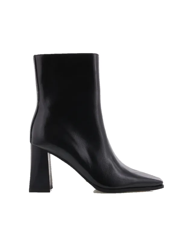 WEZ - BLACK SHINE sold by Billini