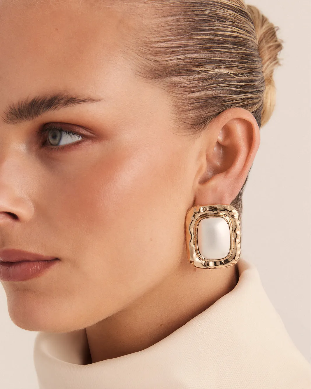 OPHELIA EARRINGS - GOLD-PEARL sold by Billini