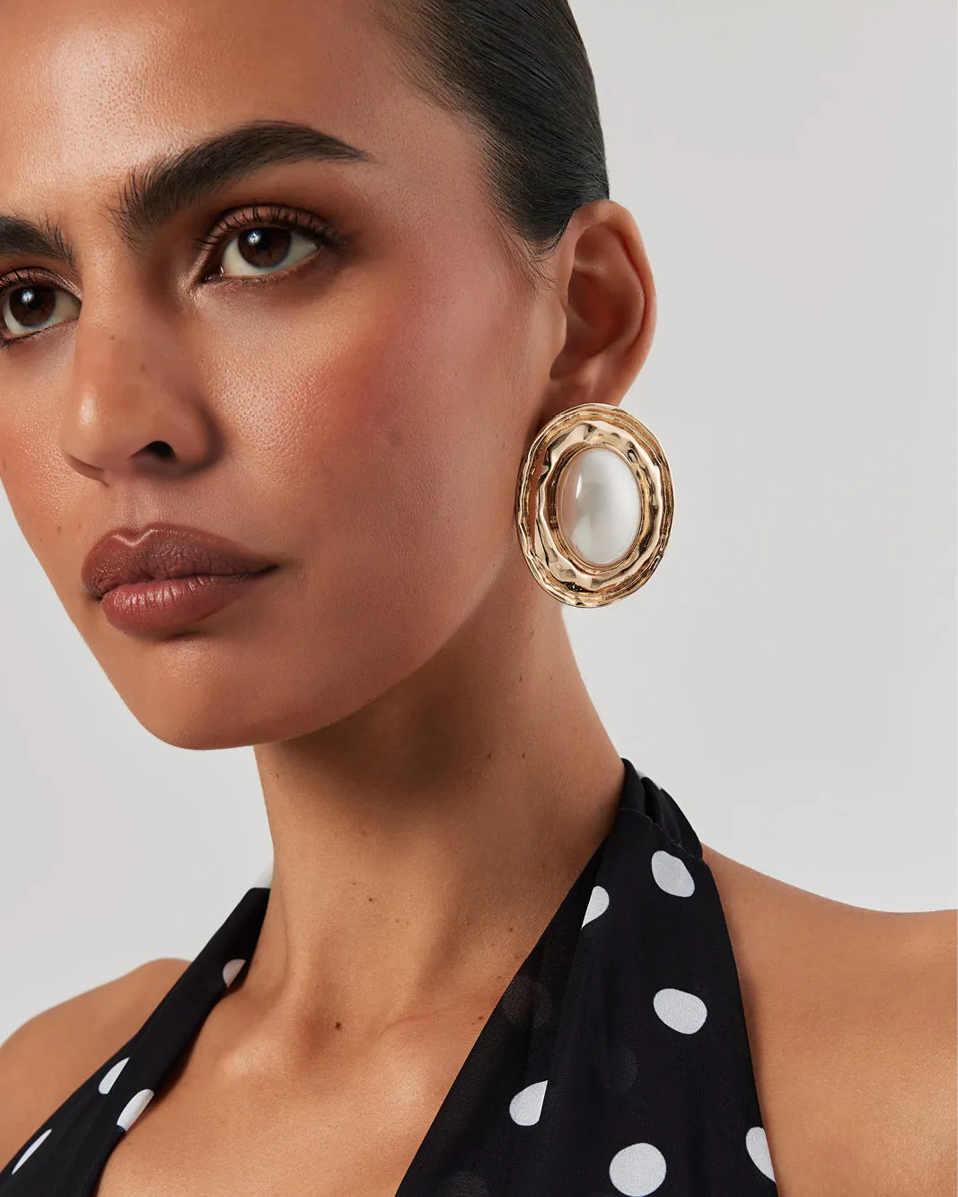 EVIE EARRINGS - GOLD-PEARL sold by Billini product image thumbnail 4