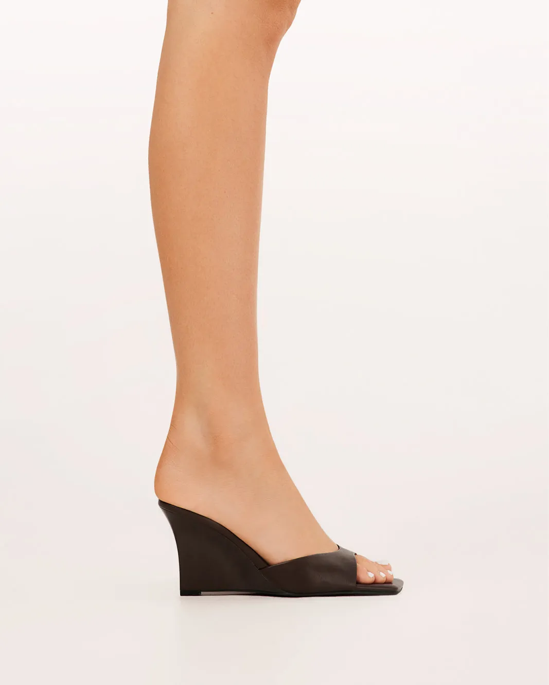 NEAVE - CHOCOLATE sold by Billini product image thumbnail 5